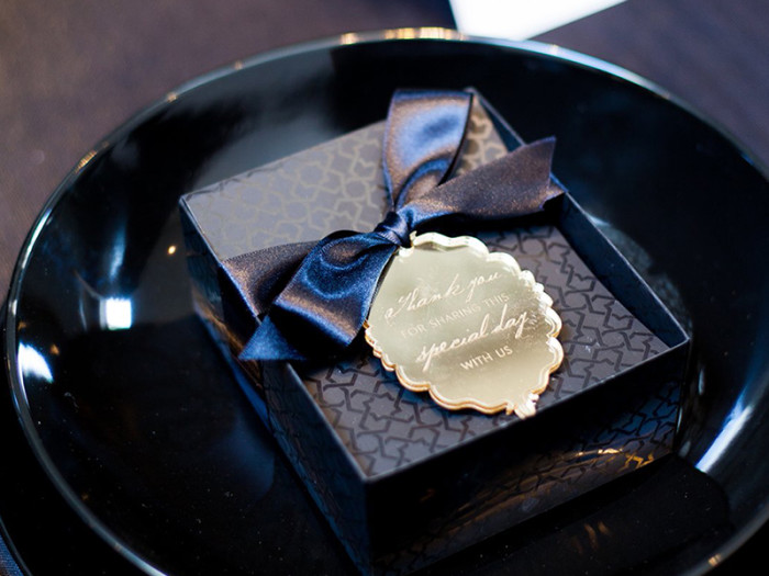 BlackandGold-Favour-box