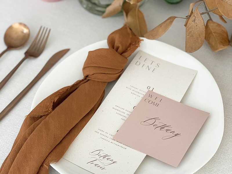 Bethany-Rose-menu-placecard