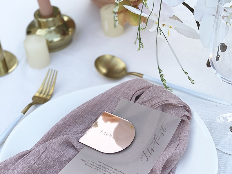 Celene-Vellum-Menu-Rosegold-Placecard