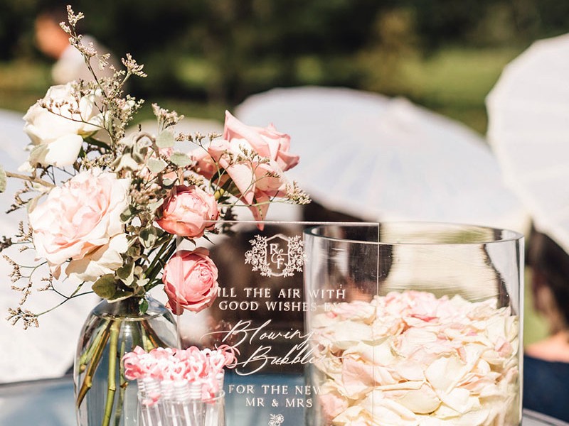 Ronel-Frederik-signage