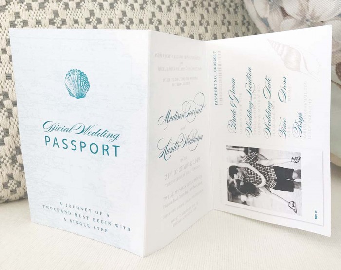 Z fold passport invitation