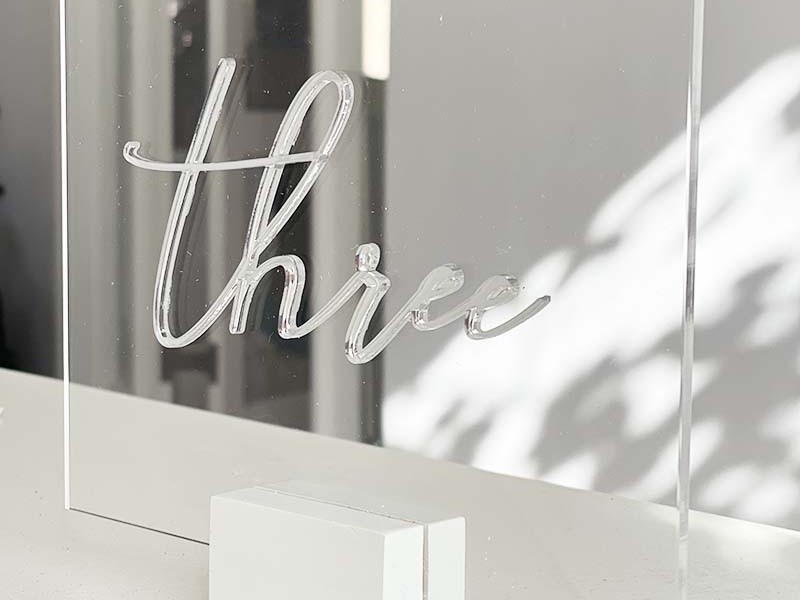 Acrylic table number-silver-clear