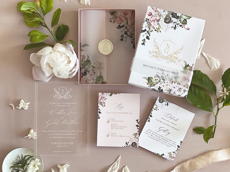 Xio and Grant boxed invitations