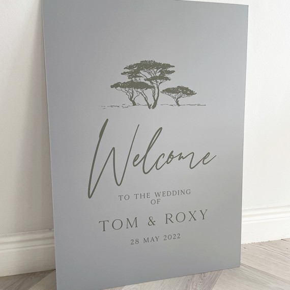 Tom and Roxy welcome sign