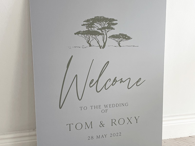 Tom and Roxy welcome sign