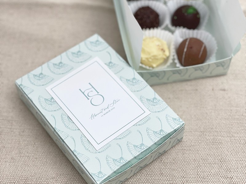 Ocean truffle box