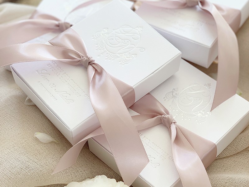 Natalie and Loren favour boxes