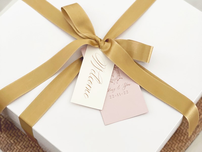 Oldouz and Yaw gift boxes 3