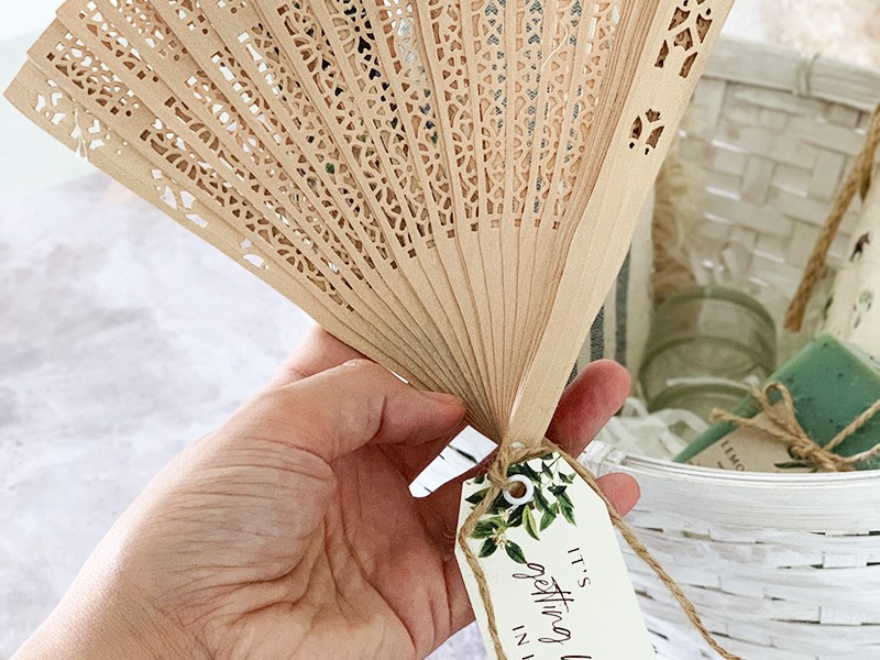 Sandalwood fans with tags