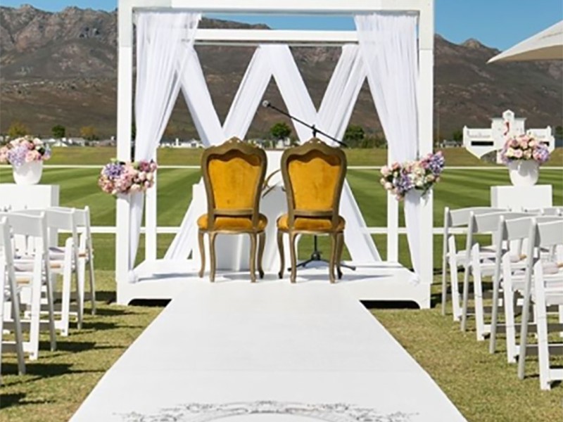 Siya and Sinawe aisle signage