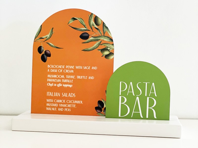 Twin food sianage - Urban Tonic