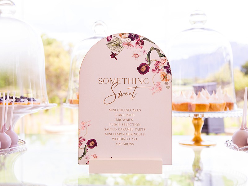 Mel and Steve dessert station signage