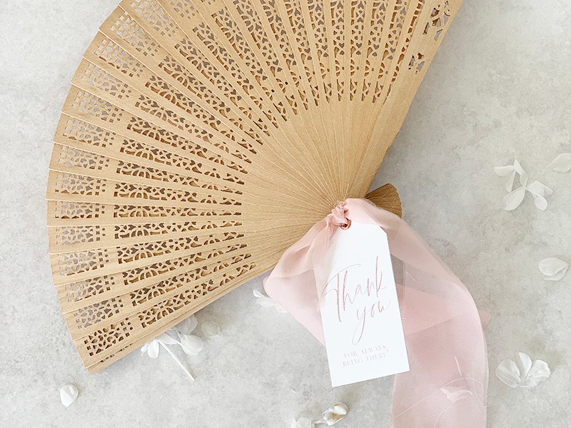 Sandalwood fan gifts