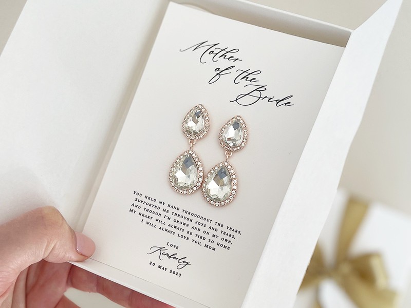 Kim Cameron gifting - MOTB