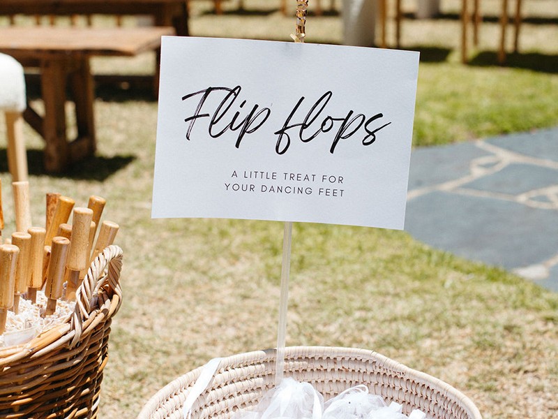 Charlotte&Harry flip flop sign