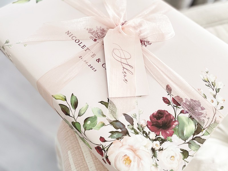 Nicolette and Carwyn-bridesmaids boxes