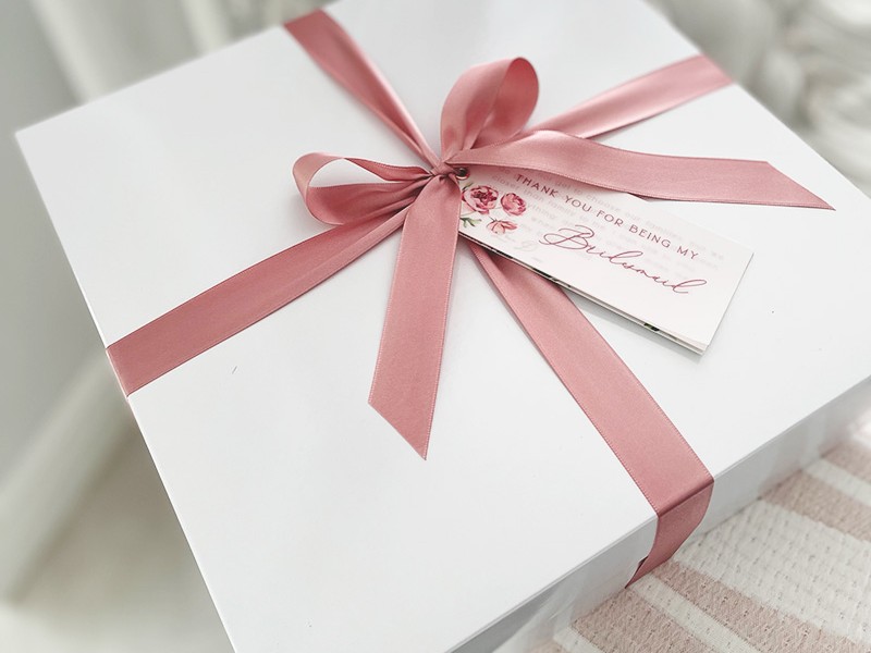 Dounita Duchess gift box 2