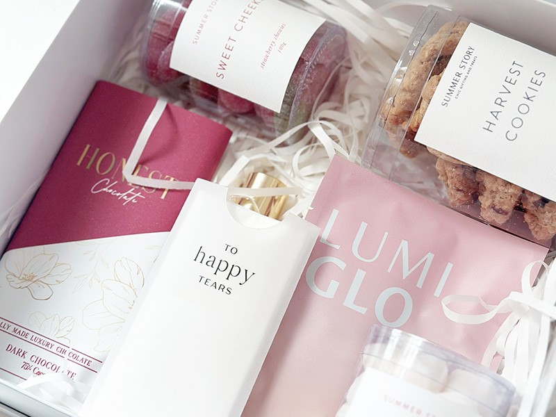 Ismaael and Raeesa bridesmaids boxes