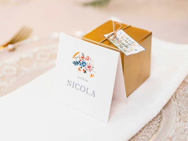 Linmari and Paul guest name card