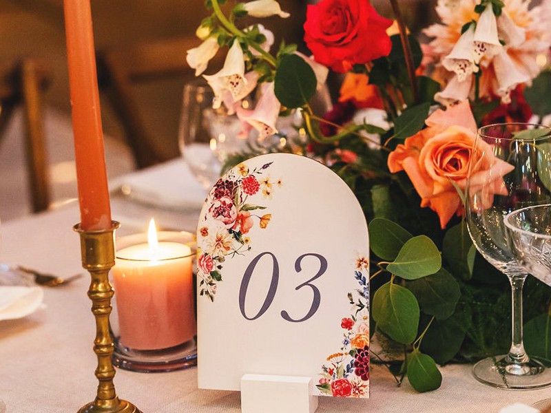Linmari and Paul table number