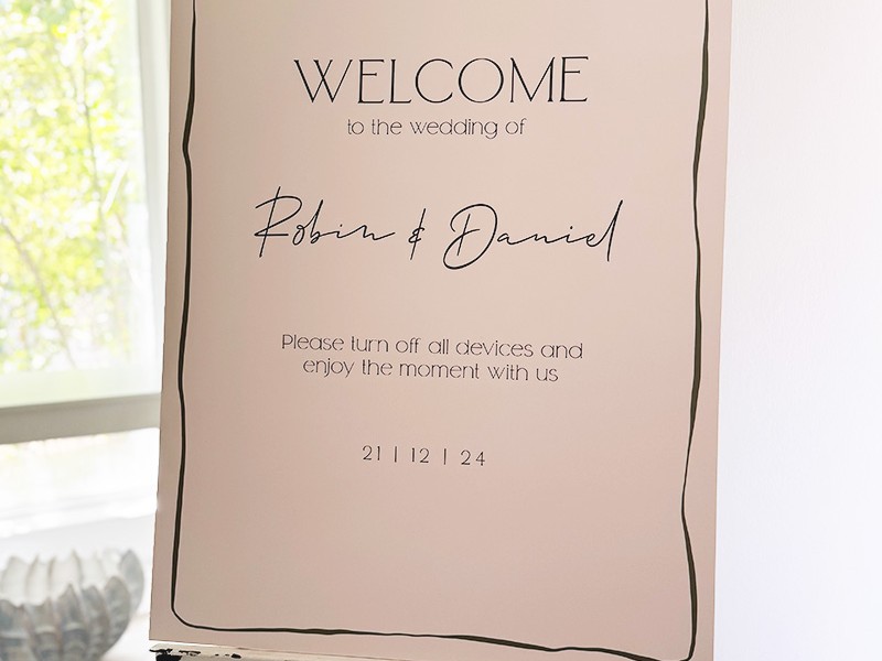 Robin and Daniel welcome sign