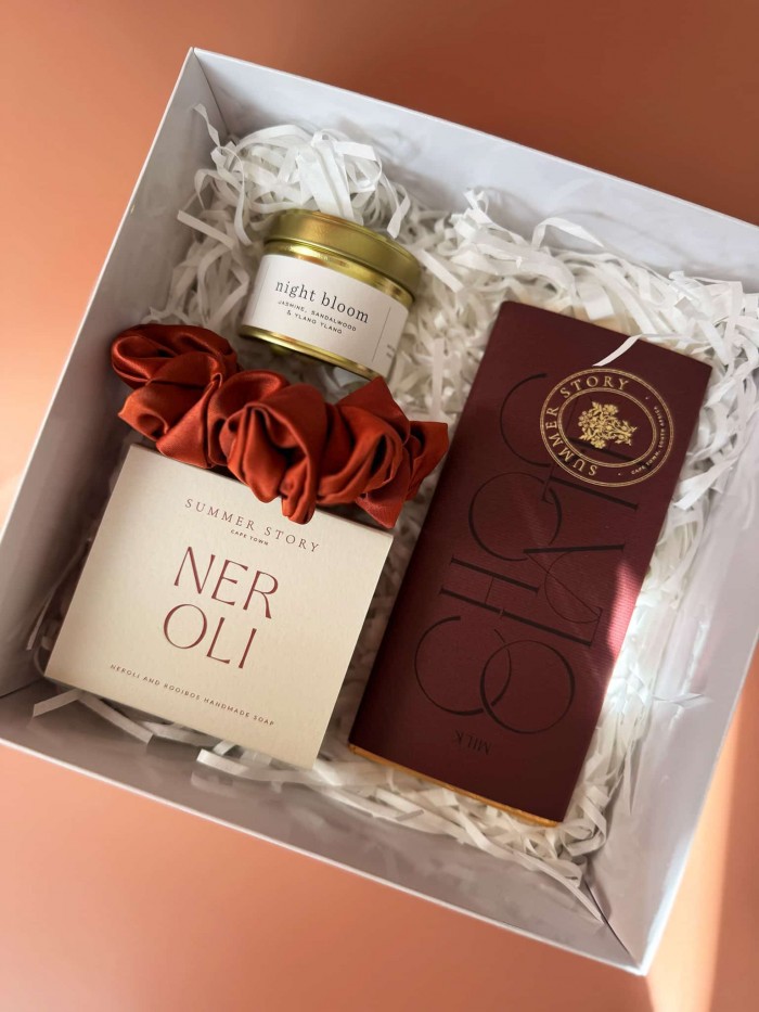 Midnight-Bloom-gift-box (1)