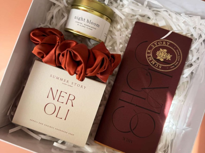 Midnight-Bloom-gift-box (1)
