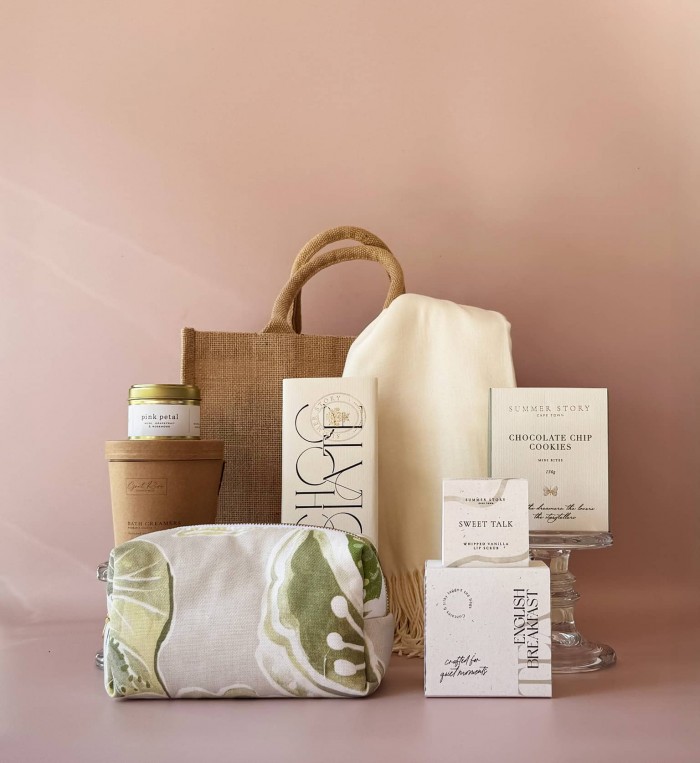 Secret-Garden-gift-bag-Summer-Story-gifting (1)