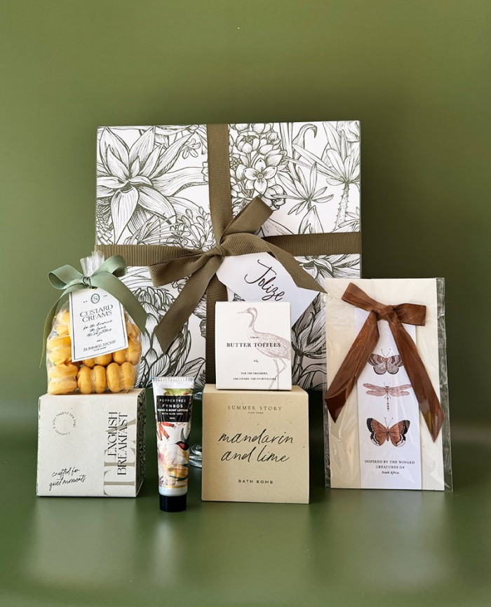 the-safari-edit-gift-box-Summer-Story