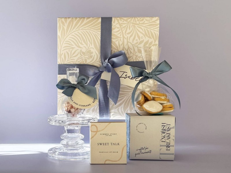 Azure-Afternoon-gift-box (1)