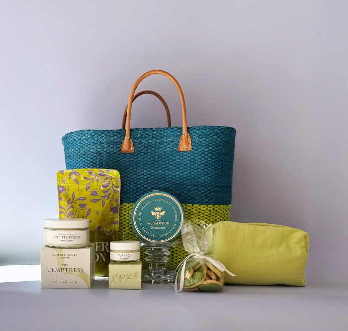 Midnight-Lime-Light-gift-basket (1)