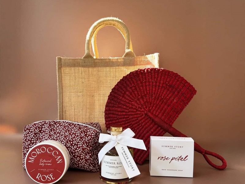 Scarlet-Gift-bag (1)