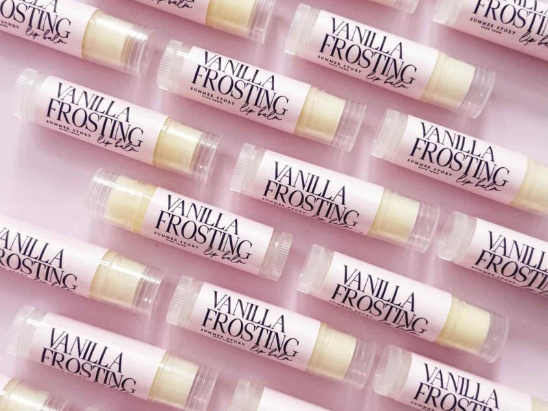 lip-balm-vanilla-pink-blue-label (1)